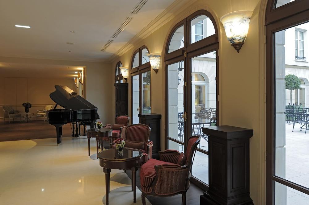 Auberge Du Jeu De Paume Chantilly Exterior foto