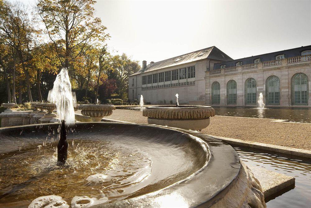 Auberge Du Jeu De Paume Chantilly Exterior foto