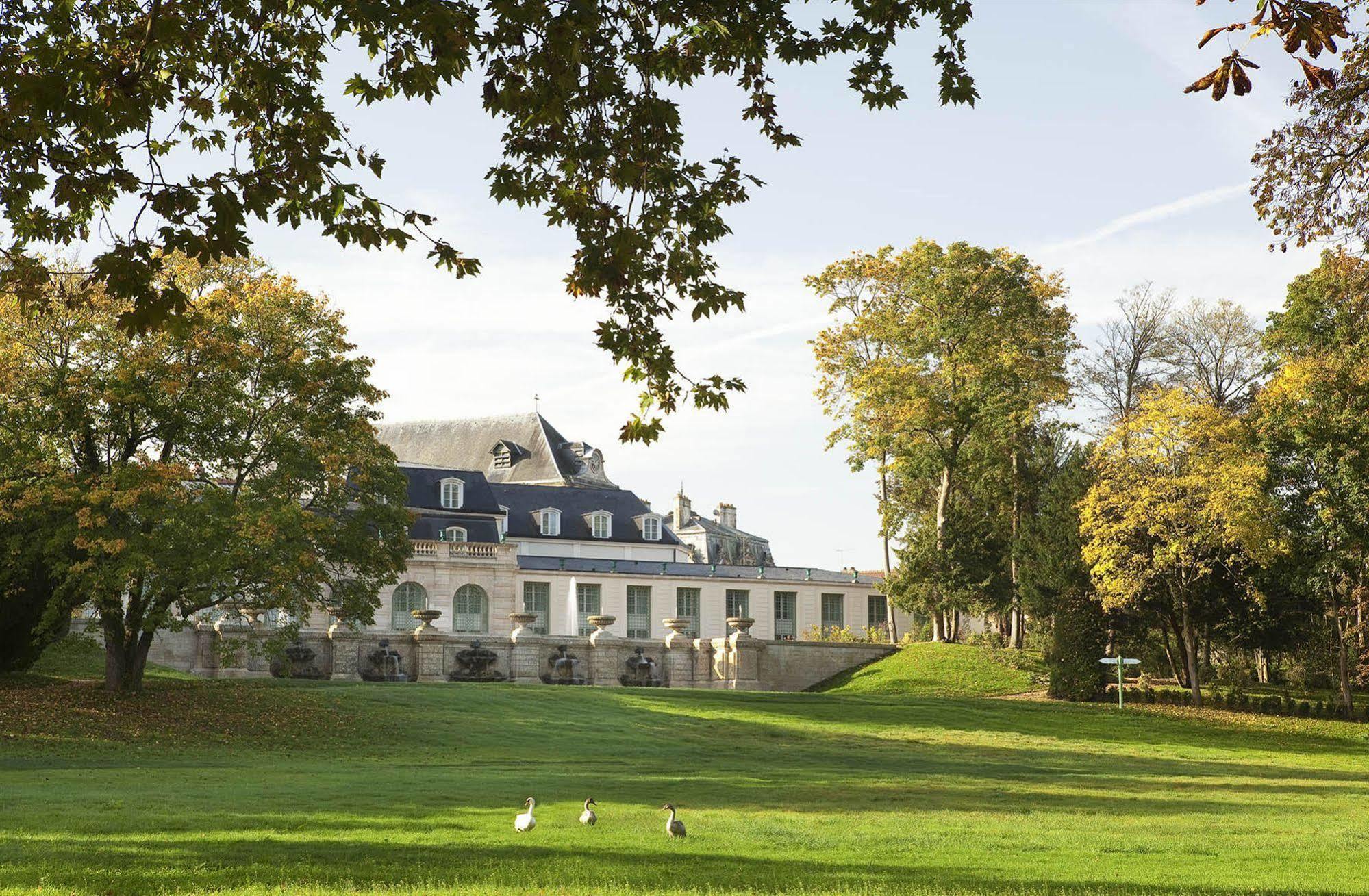 Auberge Du Jeu De Paume Chantilly Exterior foto