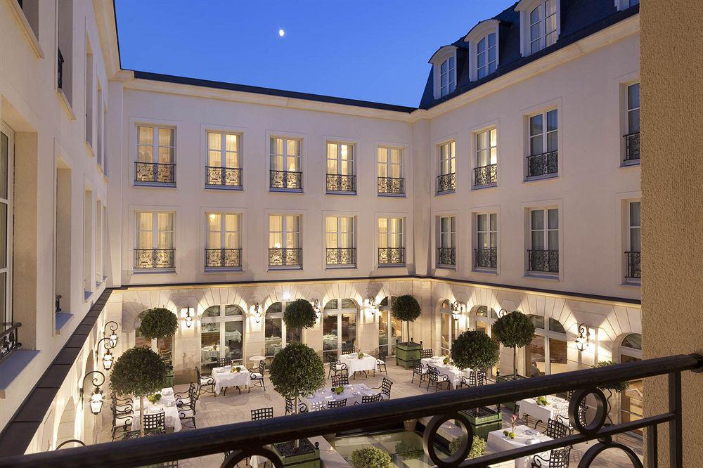 Auberge Du Jeu De Paume Chantilly Exterior foto